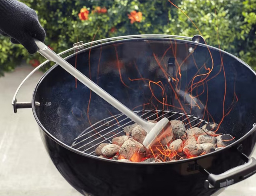 Weber Bricchetti 8 KG guscio noce di cocco 18402