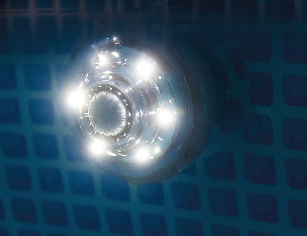 INTEX Luce a led idroelettrica 28691