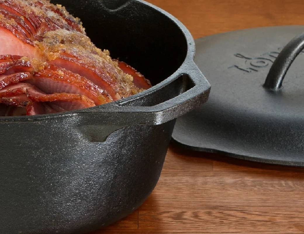LODGE Casseruola in ghisa 6,62 lt con coperchio in ghisa e manico inox