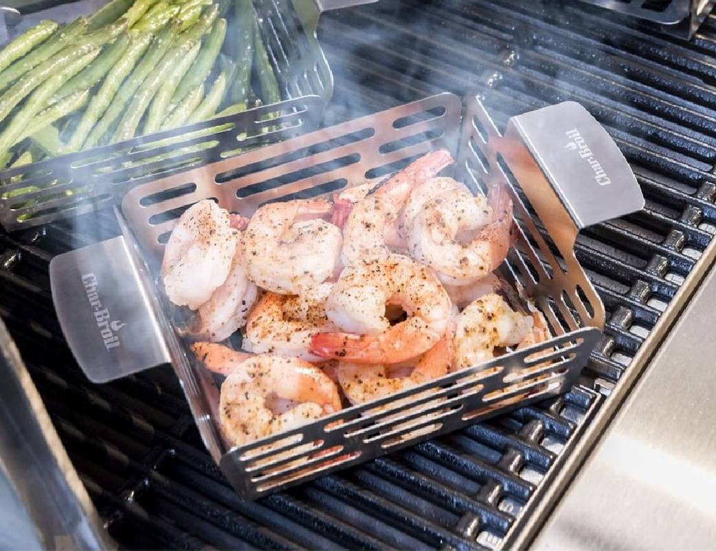 Char-Broil Grill + cestini