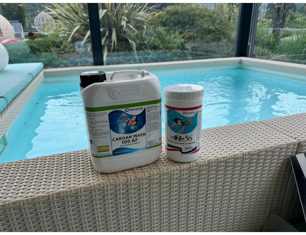 Kit chiusura invernale per piscine fino a 30 mc Kit chiusura invernale per piscine fino a 30 mc