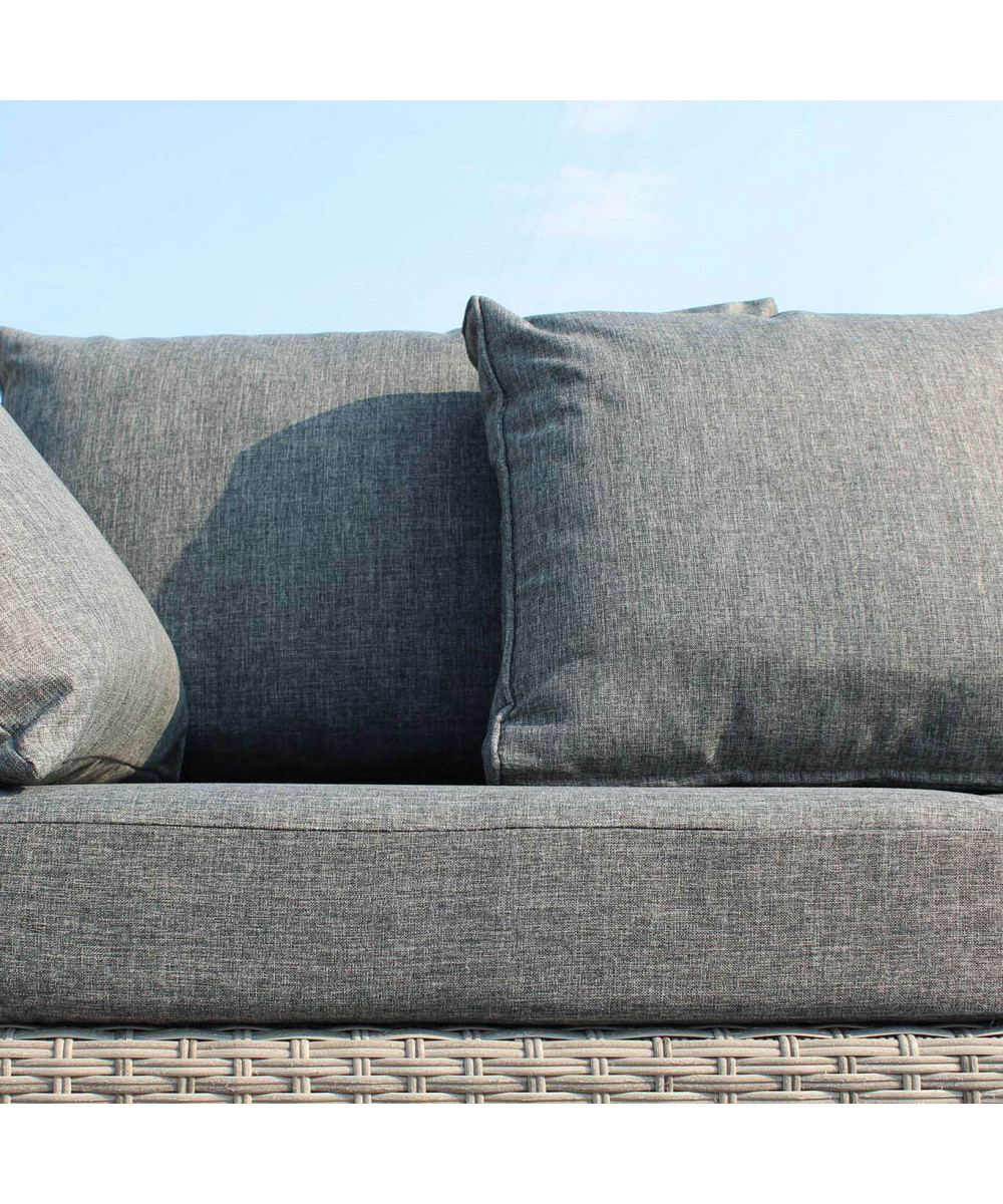 DIVANO CON POUF ECUADOR C/CUSCINI