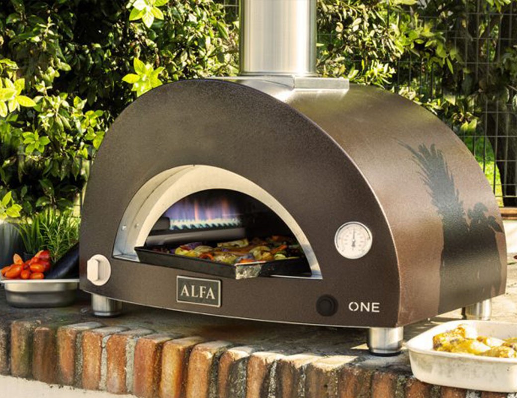 Forno Pizza mod. ONE a legna oppure legna/gas Forno Pizza mod. ONE a legna oppure legna/gas